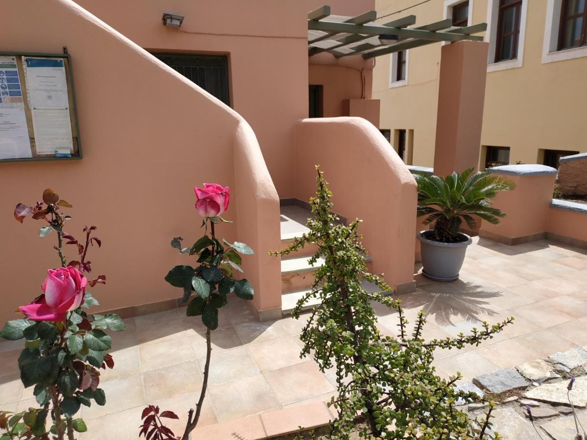 My Little Suites Ermoupoli Exterior photo