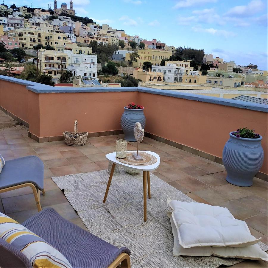 My Little Suites Ermoupoli Exterior photo