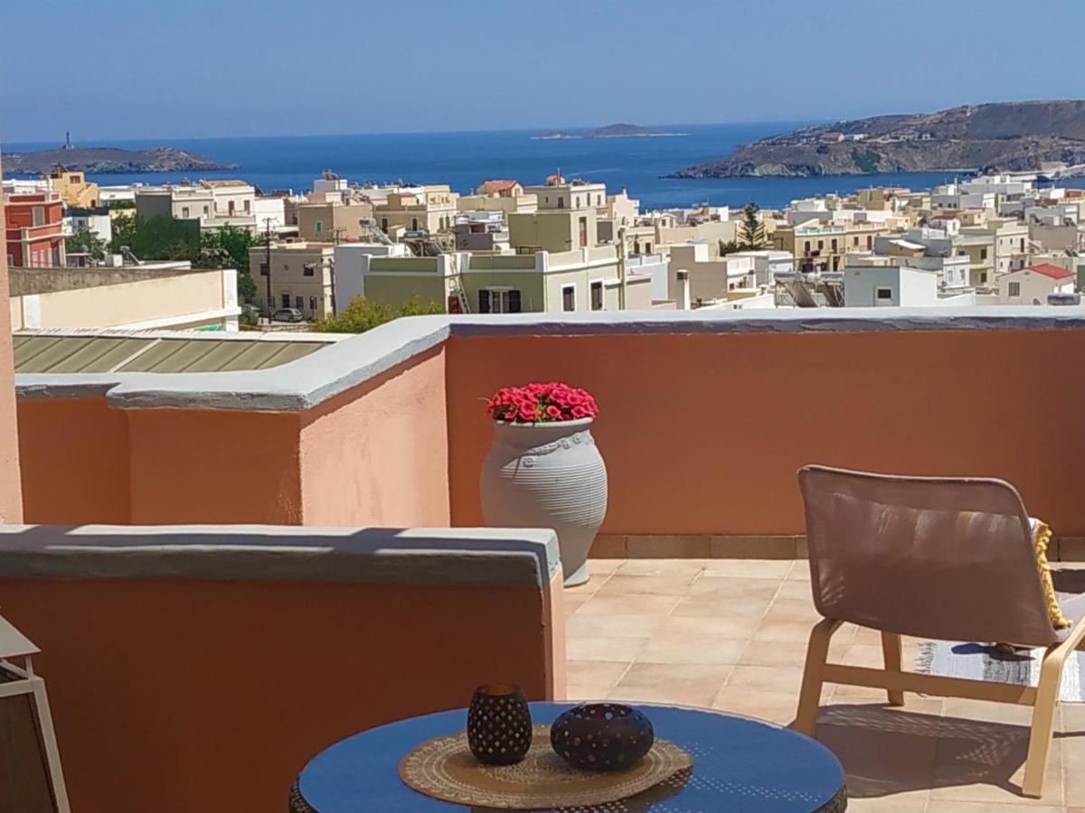 My Little Suites Ermoupoli Exterior photo